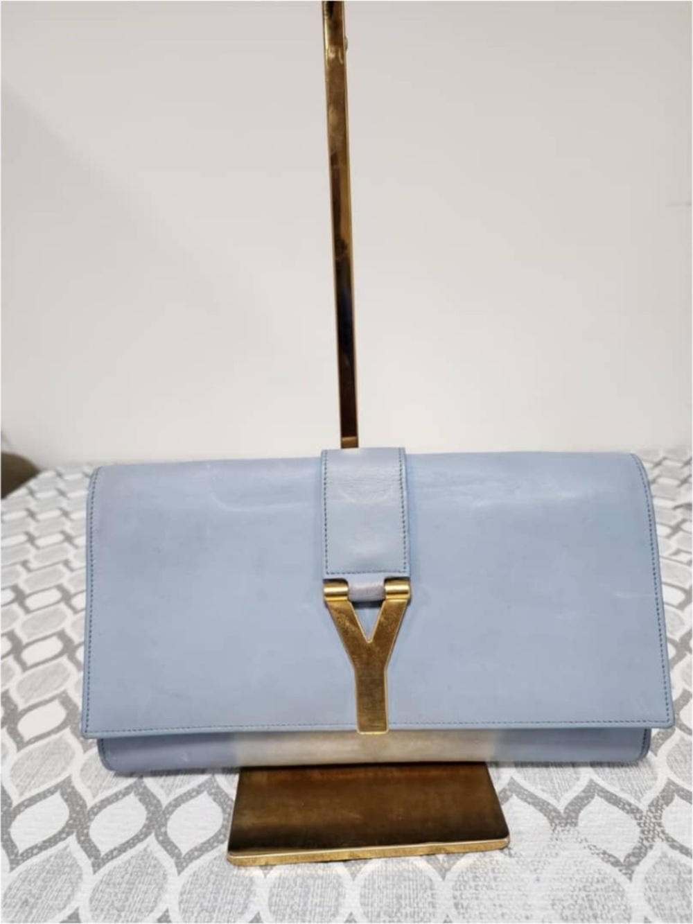 Authentic YVES SAINT LAURENT Calfskin Leather Ligne Y Clutch Bag Blue